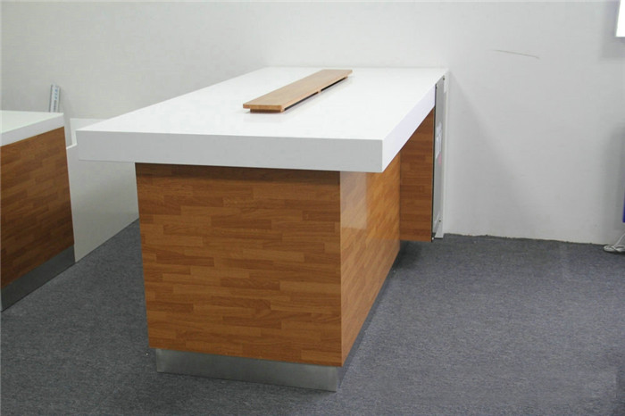銀行家具
